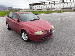 Sahibinden Alfa Romeo 147 1.6 TS Distinctive 2004 Model  241.000 km Kırmızı