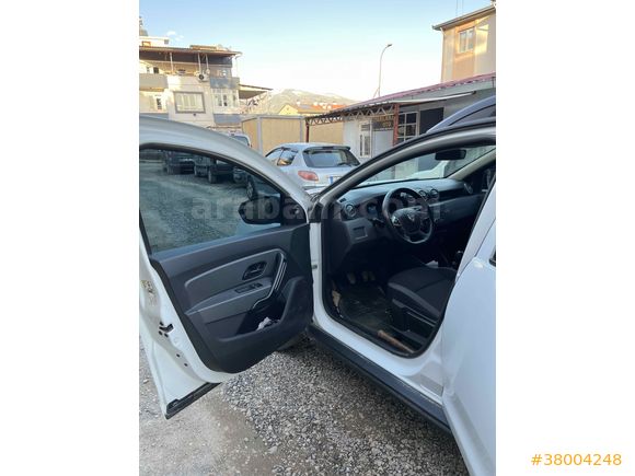PARLAK’LAR OTOMOTİV’DEN 2020 DACİA  DUSTER 