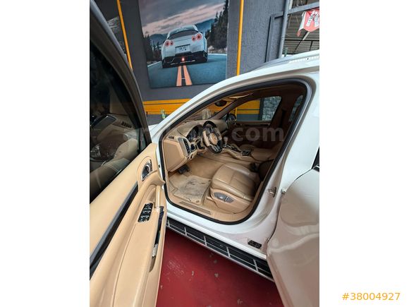 Porsche Cayenne takasa açıktır