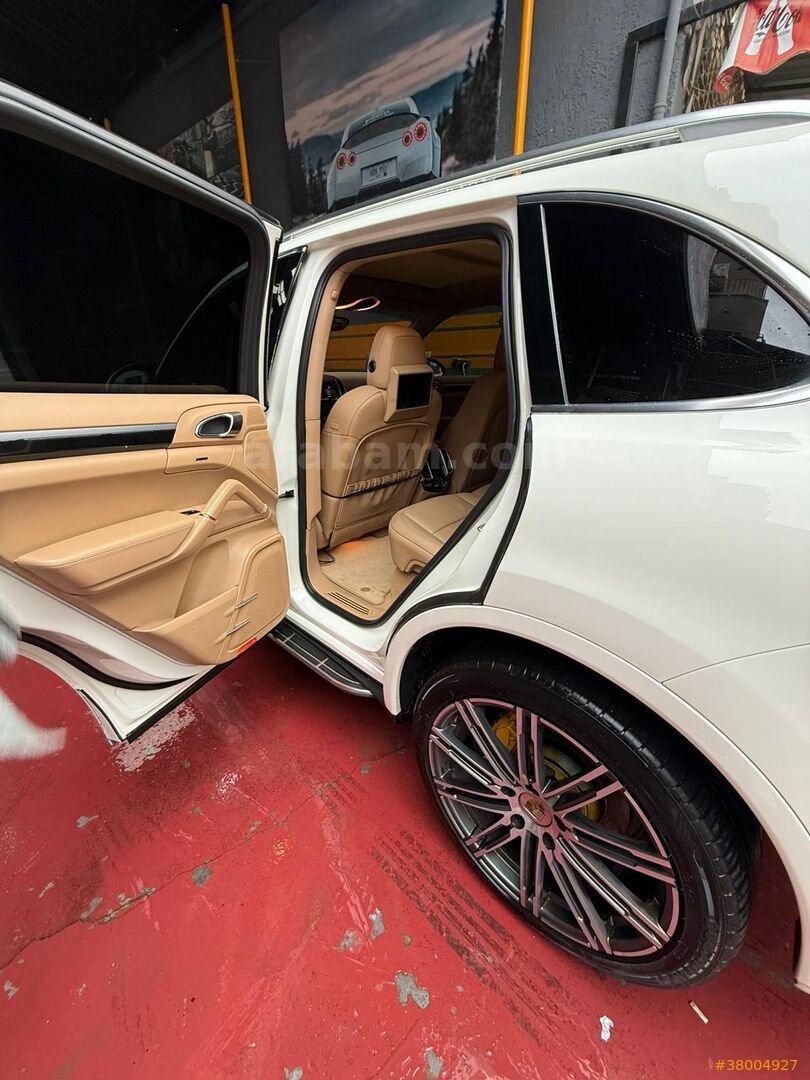 Porsche Cayenne takasa açıktır 7