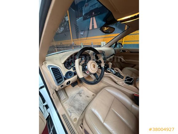 Porsche Cayenne takasa açıktır