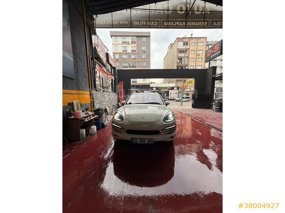 Porsche Cayenne takasa açıktır