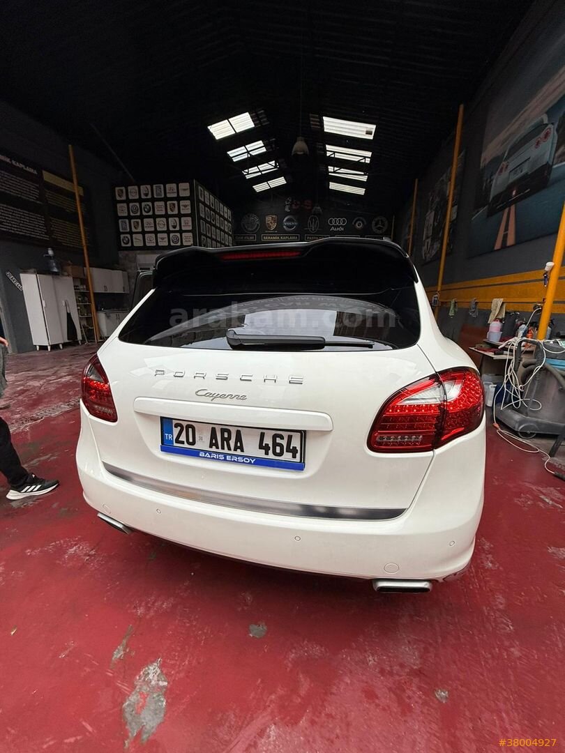 Porsche Cayenne takasa açıktır 4