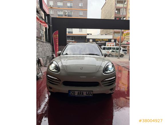 Porsche Cayenne takasa açıktır