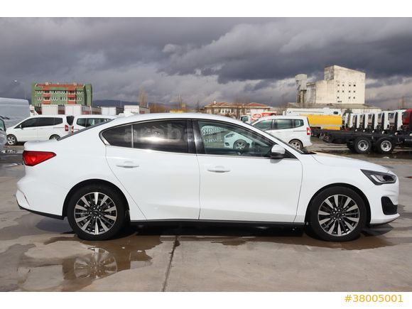 MBS BÜYÜKSOYLU'DAN 2023 MODEL FORD FOCUS 1.5 ECOBLUE TITANIUM X