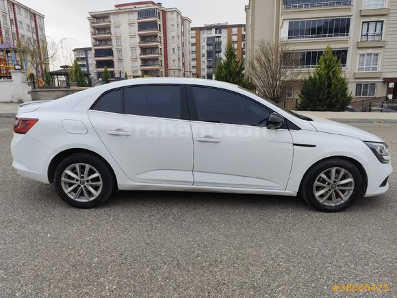 HATASİZ BOYASIZ 2019 MODEL 1.5 DİZEL OTOMATİK