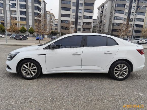 HATASİZ BOYASIZ 2019 MODEL 1.5 DİZEL OTOMATİK