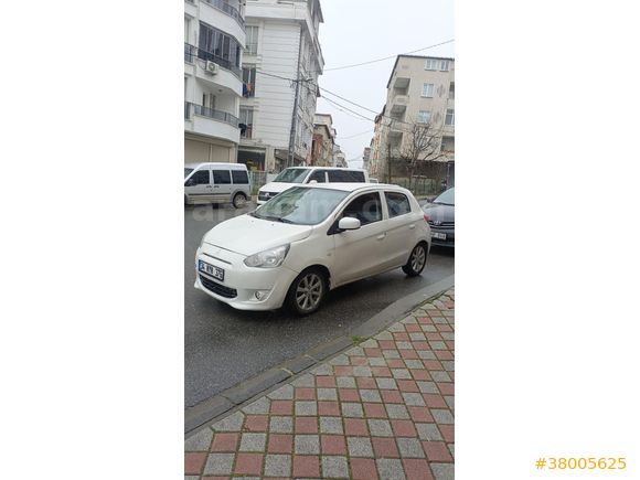 Sahibinden Mitsubishi Space Star 1.2 CVT 2014 Model