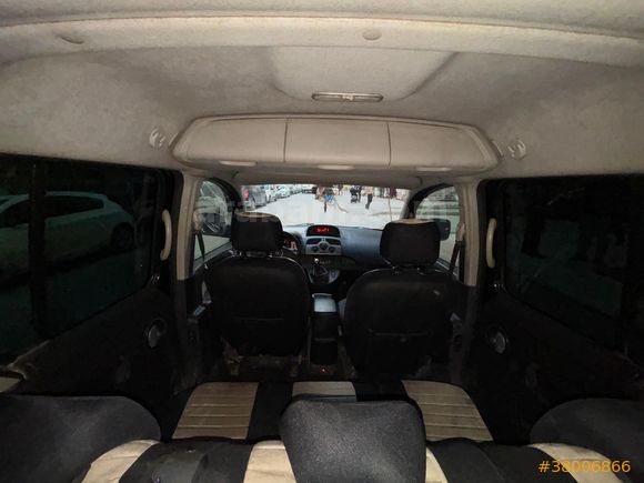 Sahibinden Renault Kangoo Multix 1.5 dCi Privilege 2011 Model