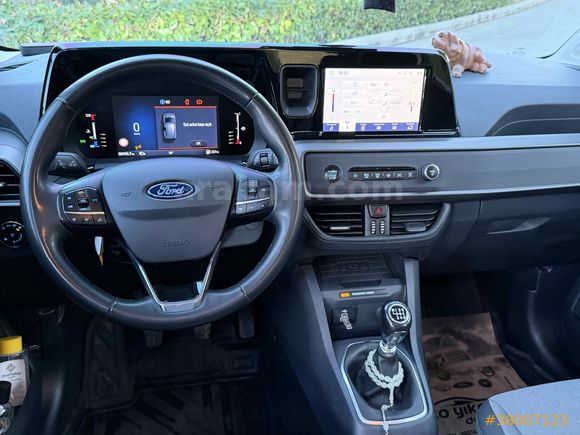 Sahibinden Ford Tourneo Courier 1.5 EcoBlue Titanium 2024 Model 