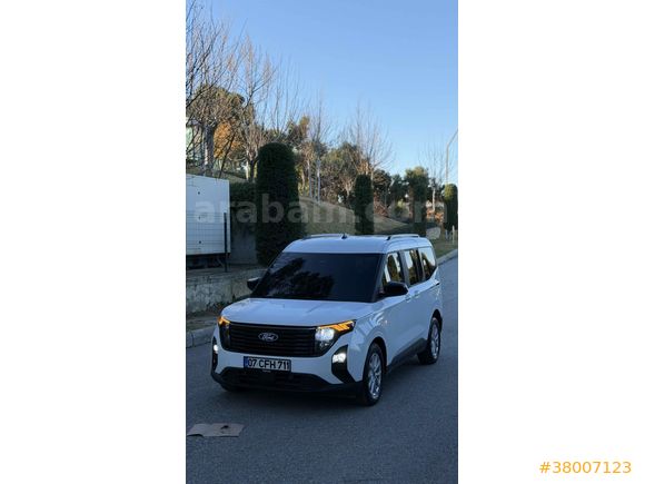 Sahibinden Ford Tourneo Courier 1.5 EcoBlue Titanium 2024 Model 