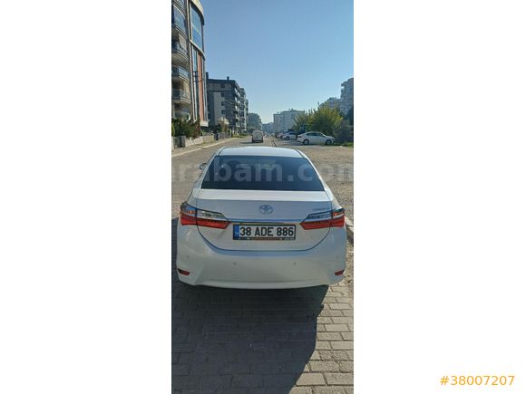 Temiz aile araci 6 yıldır tek elden kullanılmıştır
