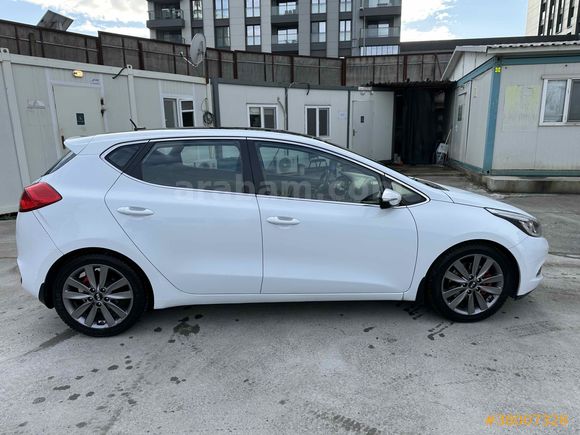 Sahibinden Kia Ceed 1.6 CRDi Concept Plus 2013 Model 