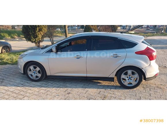 Sahibinden Ford Focus 1.6 TDCi Comfort 2012 Model