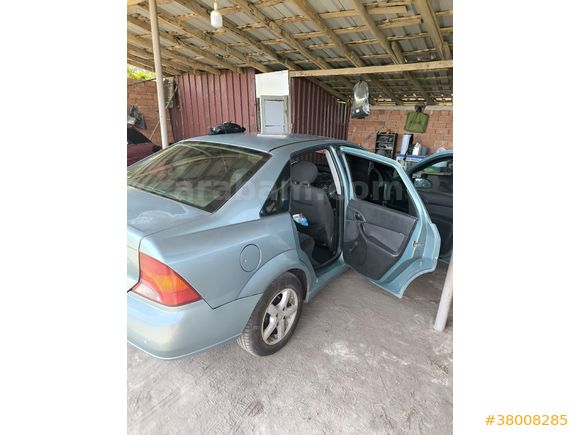 Sahibinden Ford Focus 1.6 Ambiente 2001 Model