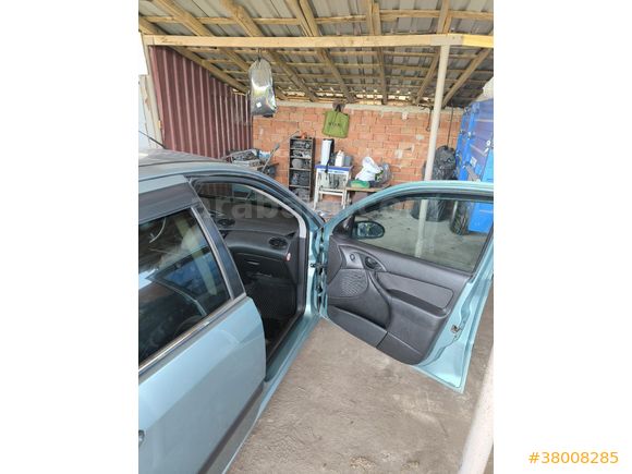 Sahibinden Ford Focus 1.6 Ambiente 2001 Model