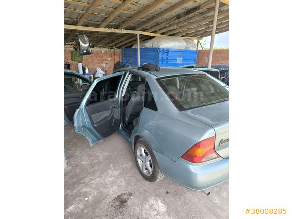 Sahibinden Ford Focus 1.6 Ambiente 2001 Model