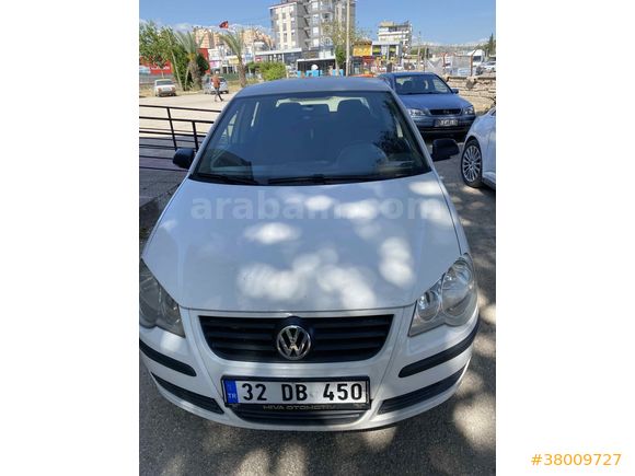 Sahibinden Volkswagen Polo 1.4 Trendline 2006 Model Antalya 215000 km Beyaz. Boyalı yerler son iki fotoğraftaki çiziklerden dolayı dır yeni kılıf 