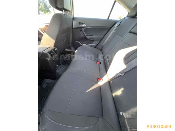 Temiz Opel Insignia