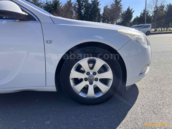 Temiz Opel Insignia
