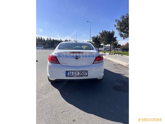 Temiz Opel Insignia