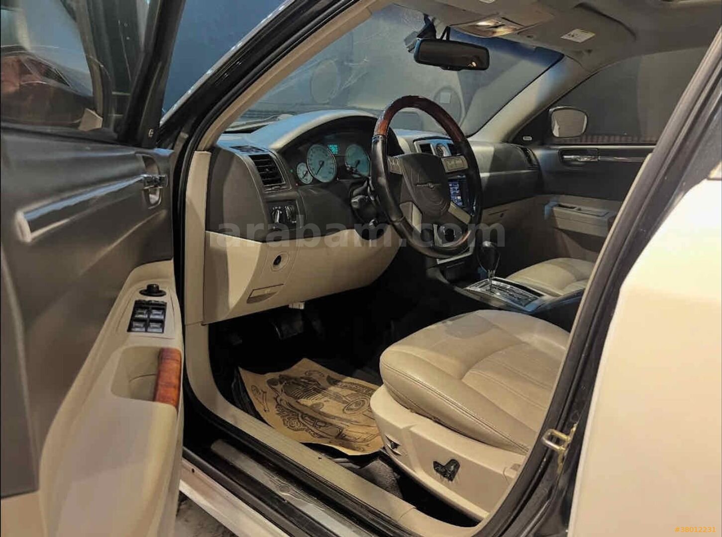 Sahibinden Chrysler 300 C 3.0 CRD 2006 Model Ankara 399.700 km Beyaz 4