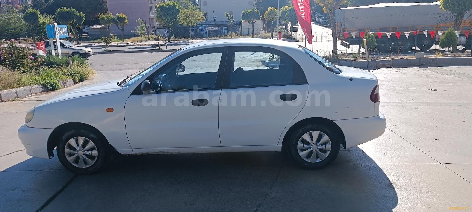 Sahibinden Daewoo Lanos 1.5 SE 1998 Model Uşak 293.000 km Beyaz 6