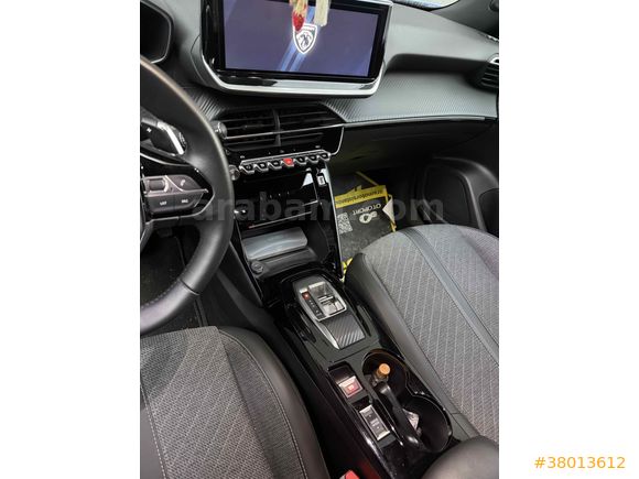 Sahibinden Peugeot 2008 1.2 PureTech Allure 2024 Model 