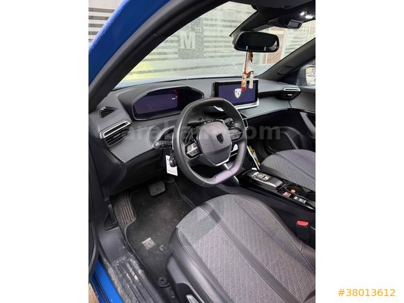 Sahibinden Peugeot 2008 1.2 PureTech Allure 2024 Model 