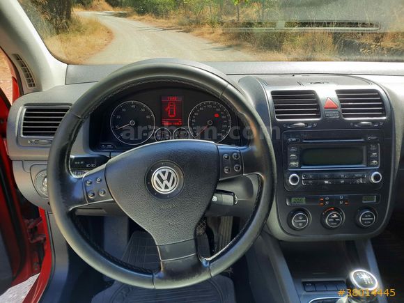 14 YILLIK SAHİBİNDEN 195
BİN KM  AİLE ARACI GOLF 