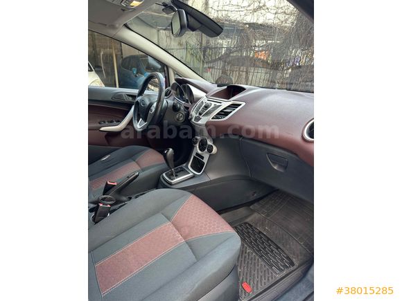 Değişensiz Ford Fiesta 1.4 Titanium 2010 Model 