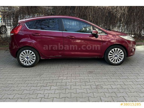 Değişensiz Ford Fiesta 1.4 Titanium 2010 Model 