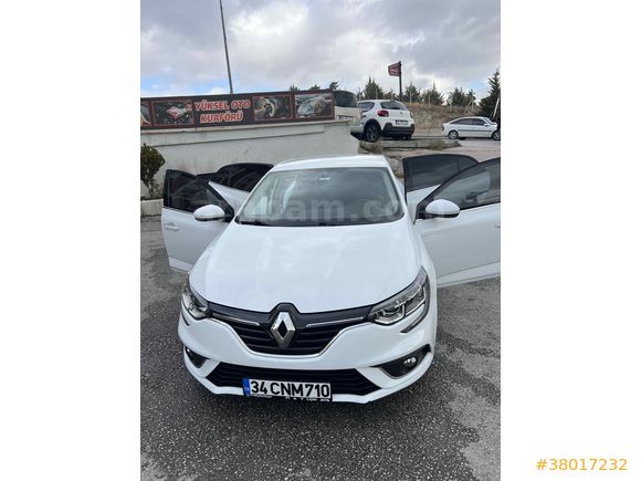 Sahibinden Renault Megane 1.5 Blue DCI Touch 2019 Model  139.000 km Beyaz