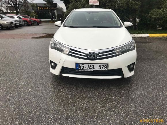 Sahibinden Toyota Corolla 1.6 Advance 2013 Model  155.000 km Beyaz