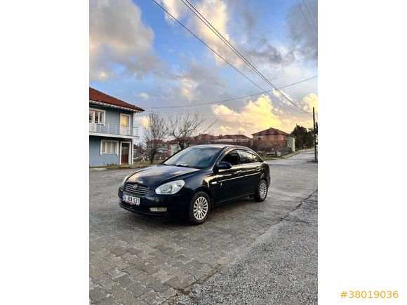 Sahibinden Hyundai Accent Era 1.4 Select 2006 Model  207.000 km Siyah