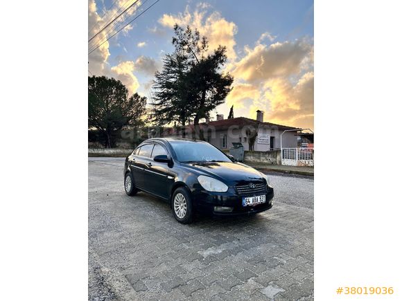Sahibinden Hyundai Accent Era 1.4 Select 2006 Model  207.000 km Siyah