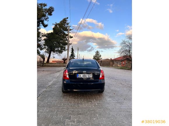Sahibinden Hyundai Accent Era 1.4 Select 2006 Model  207.000 km Siyah