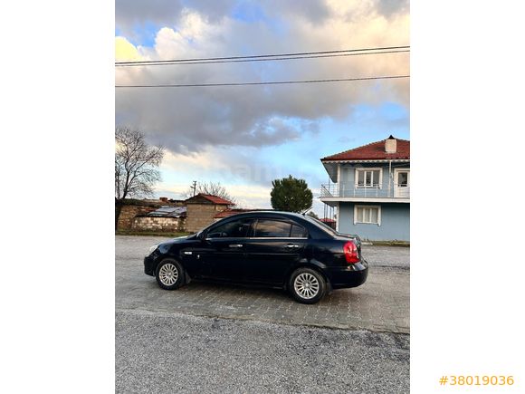 Sahibinden Hyundai Accent Era 1.4 Select 2006 Model  207.000 km Siyah