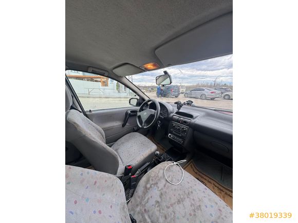 Sahibinden Opel Corsa 1.2 Swing 2000 Model