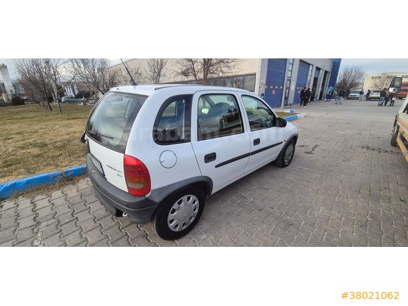 Sahibinden Opel Corsa 1.2 Swing 2000 Model