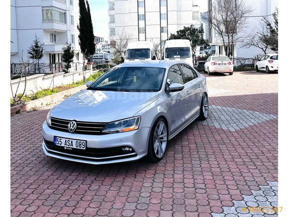 Sahibinden Volkswagen Jetta 1.6 TDi Comfortline 2015 Model  210.000 km Gri (Gümüş)