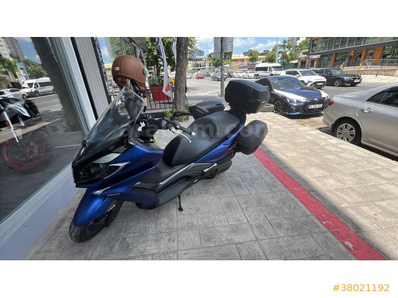 Sıfırdan farksız Kymco Downtown 250i