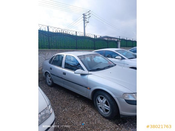 Sahibinden Opel Vectra 2.0 GLS 1998 Model
