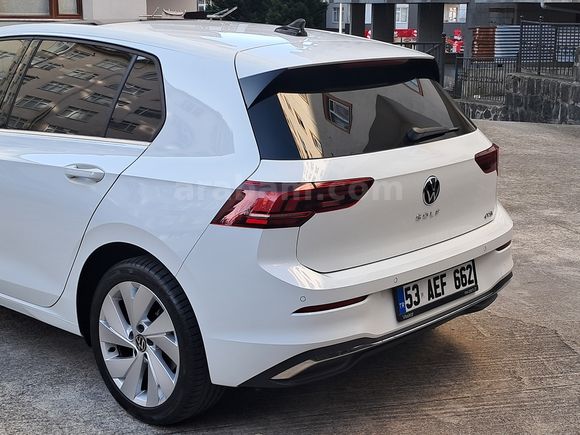 VW GOLF STYLE FL 1.5 eTSI 33 BİN KM DE BOYASIZ