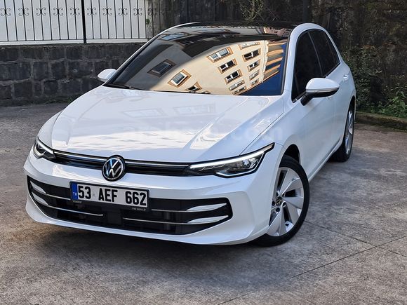 VW GOLF STYLE FL 1.5 eTSI 33 BİN KM DE BOYASIZ