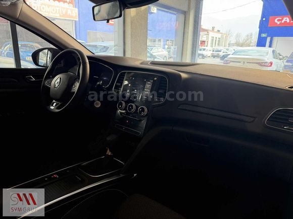 'SYM GRUP OTOMOTİV' 2025 MEGANE 1.3 TCE TOUCH HATASIZ