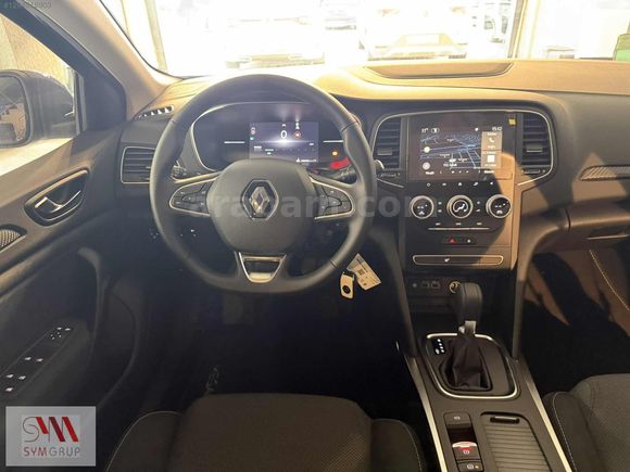 'SYM GRUP OTOMOTİV' 2025 MEGANE 1.3 TCE TOUCH HATASIZ