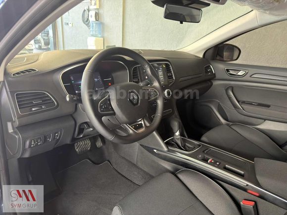 'SYM GRUP OTOMOTİV' 2025 MEGANE 1.3 TCE TOUCH HATASIZ