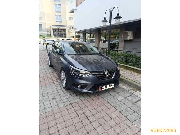 Sahibinden Renault Megane 1.5 dCi Icon 2017model   Hatasız boyasıs  tramersiz 