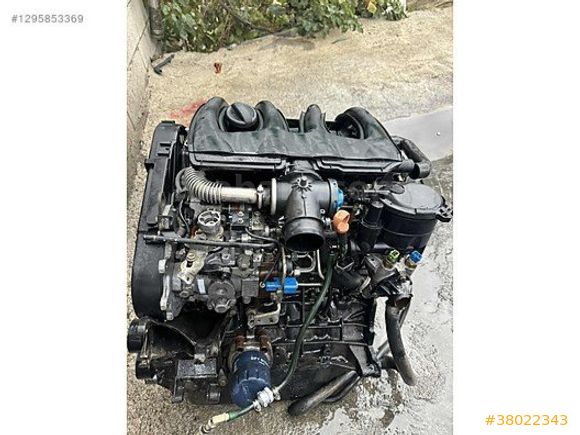PARTNER 1.9 SİLİNDİR KAPAK HATASIZ